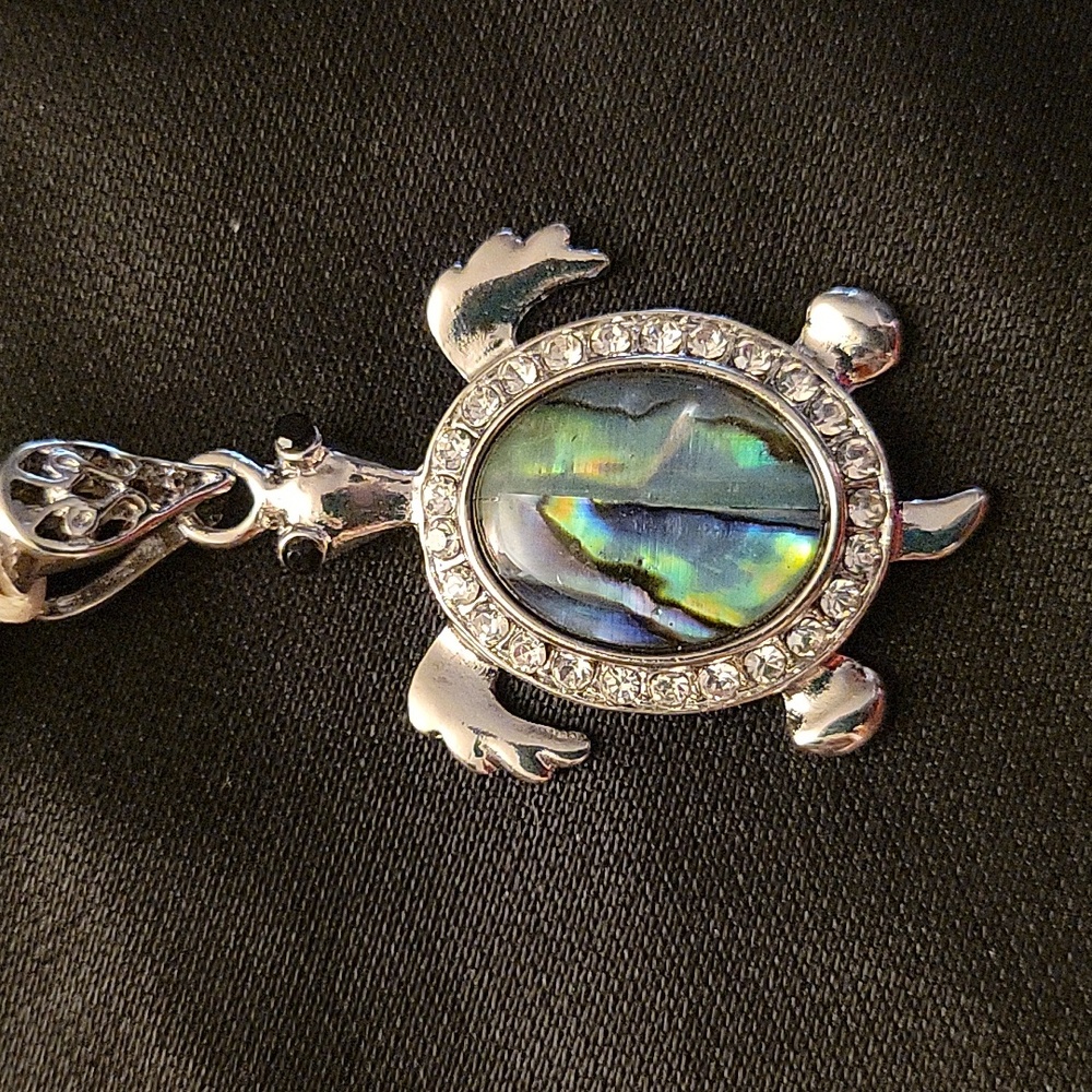 Handcrafted 925 ss paua abalone turtle keychain